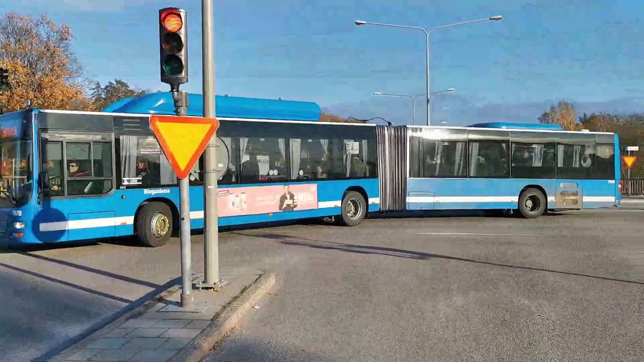 Linje135 Vårberg Centrum mot Hägersten Klubbacken ( Stockholm SSV Nyboda Hallen Garage )
