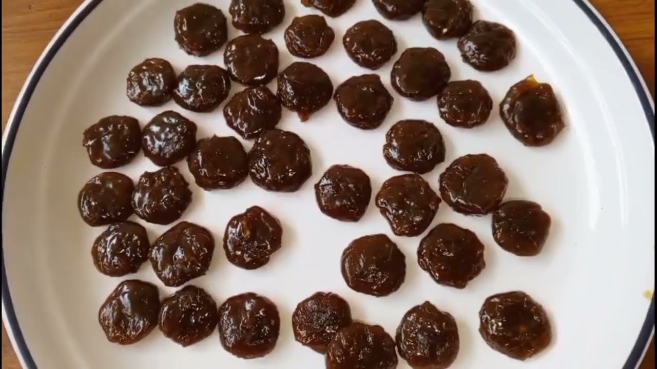 Jaggery candy Recipe | کھانسی ،گلا خراب بخار کے لیے آزمودہ گولیاں | gur aur adrak se banaeyn