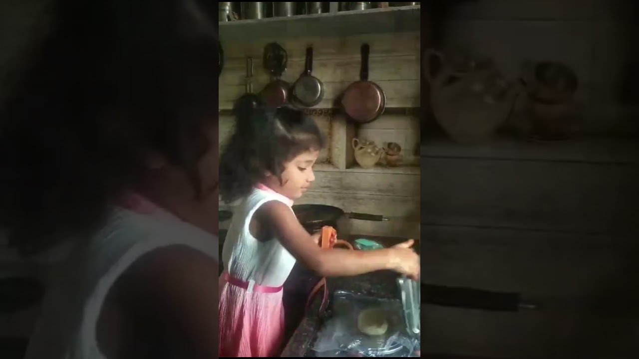 Advaitha's preparing Bobbatlu 