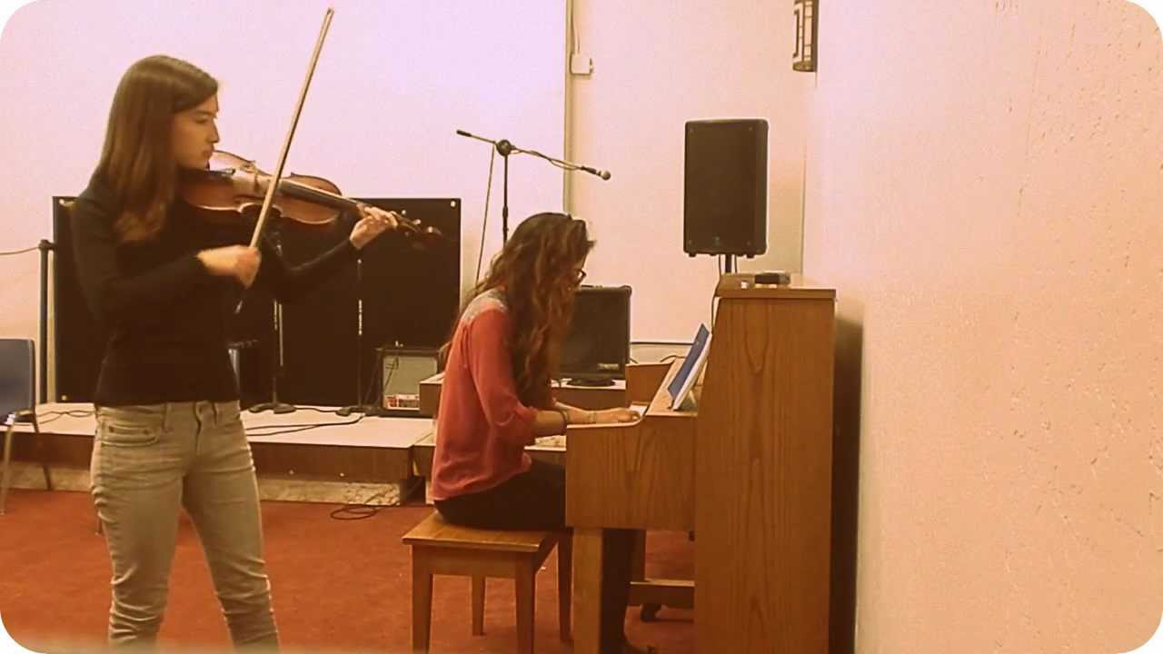 Avicii Levels - Piano & Violin DUBUTANTES Cover (Summer Swee-Singh & Miren Edelstein)