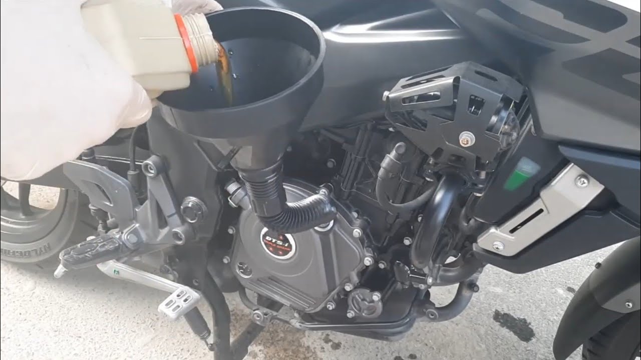 Motosiklet Yağ ve Yağ Filtresi Nasıl Değiştirilir?