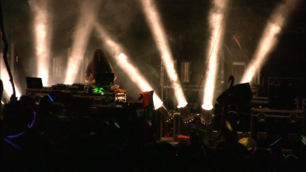 All Good 2010 Bassnectar Glow Stick War Part 1