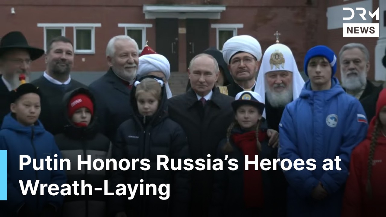 WATCH: Putin Honors Russia&rsquo;s Founding Heroes at Red Square Wreath-Laying | AC1G