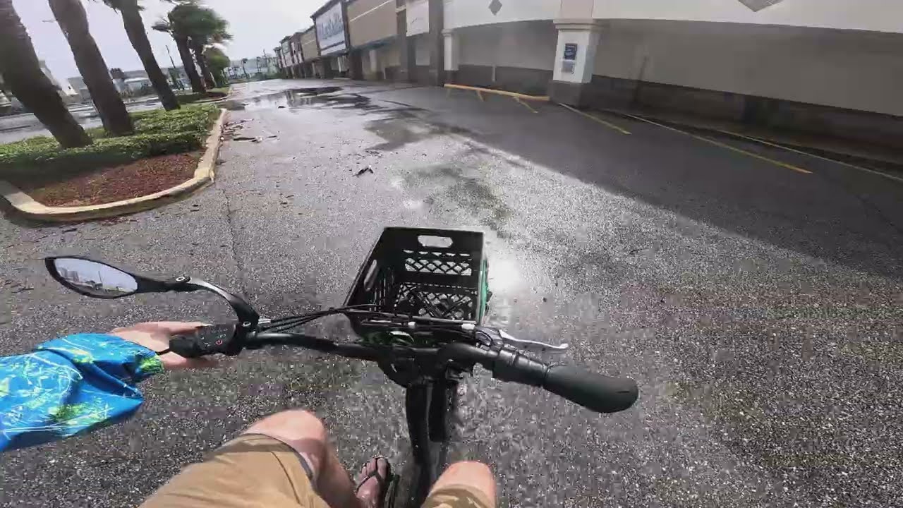 Lucidverse — Flooded Plaza E-Bike Ride