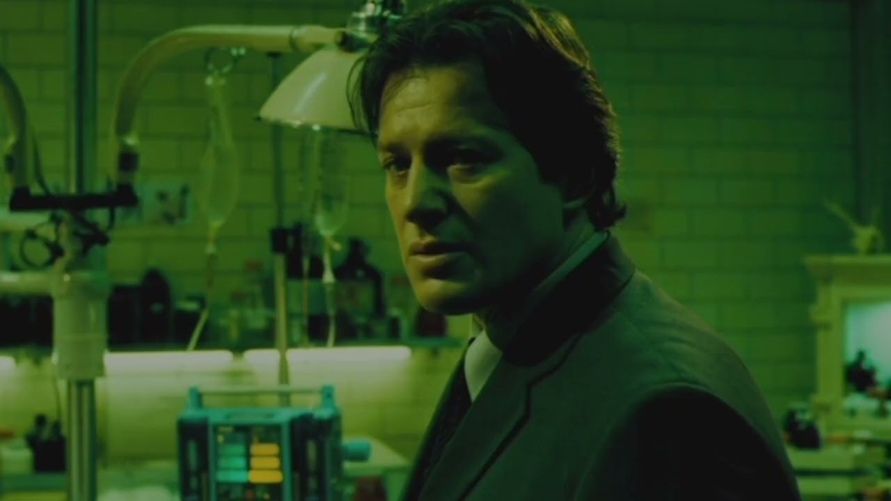 Mark Hoffman theme - Saw 5 - Music by Charlie Clouser 
