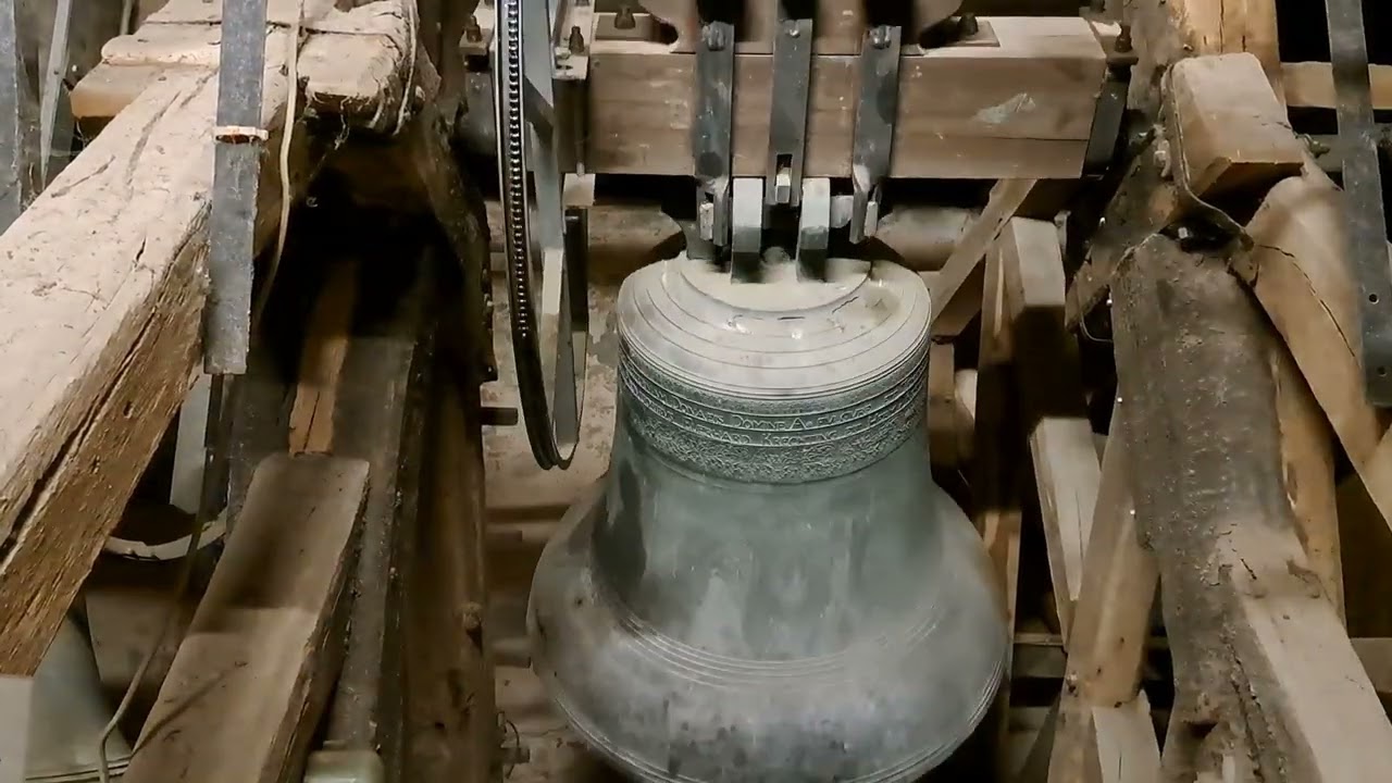 Die Glocken der Kirche St. Brictius in Schöppingen (Vollgeläut + Motive)