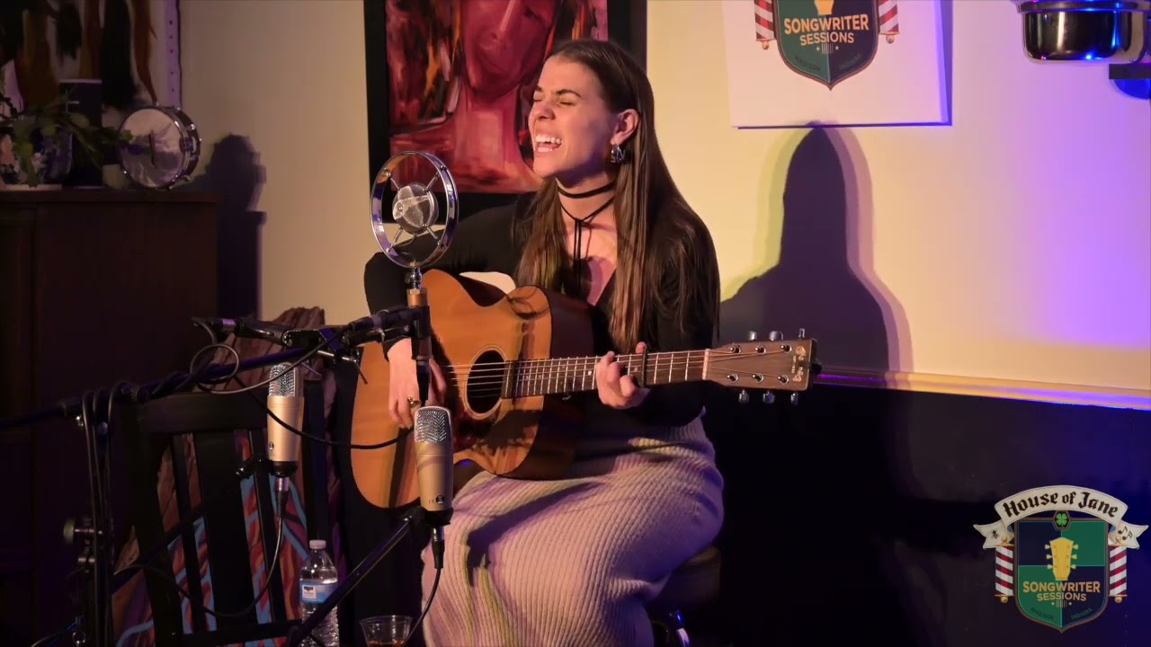 Maria Carrelli &ldquo;Bringing Me Down&rdquo; House of Jane Songwriter Sessions Take 26