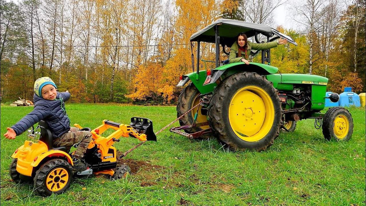Toy Tractor Stuck! Tow Truck Towing Power Wheel Car for children