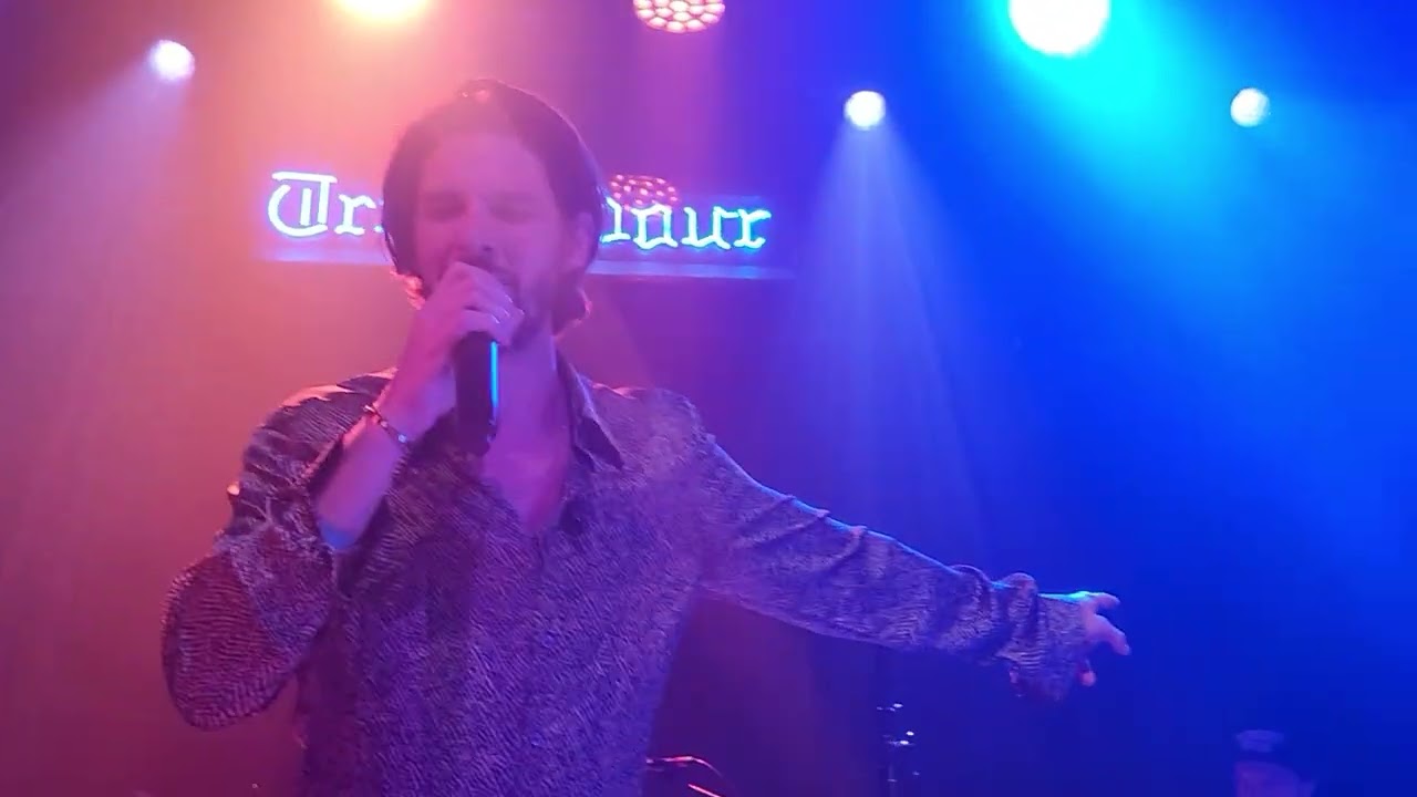 BEN BARNES AT TROUBADOUR  JAN 2024 - Where the Light Gets In