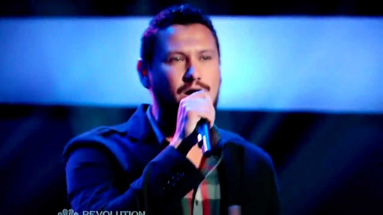 Mark Andrew performs Knockin' on Heaven's Door on The Voice 2013