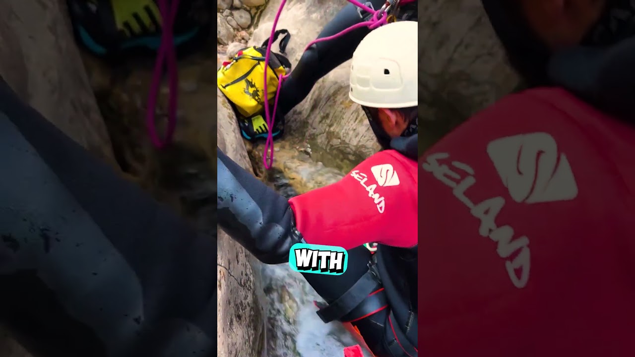 This Is Canyoning Extreme 😳 (@guiasrocayagua/IG)