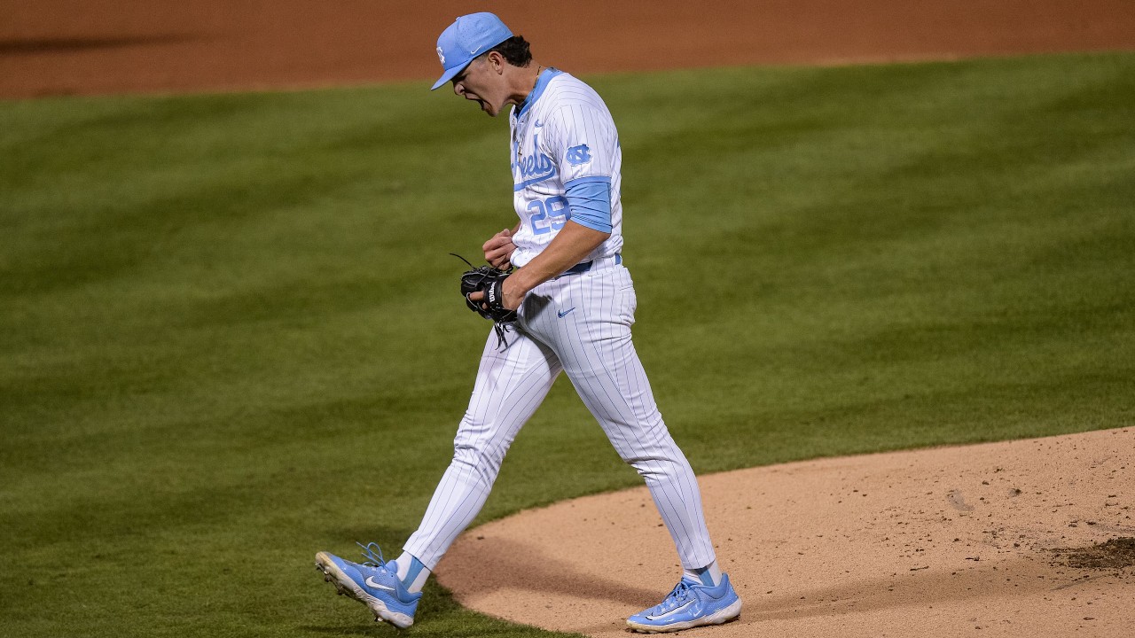 UNC Baseball: Tar Heels Run-Rule Louisville in Game 1, 11-1