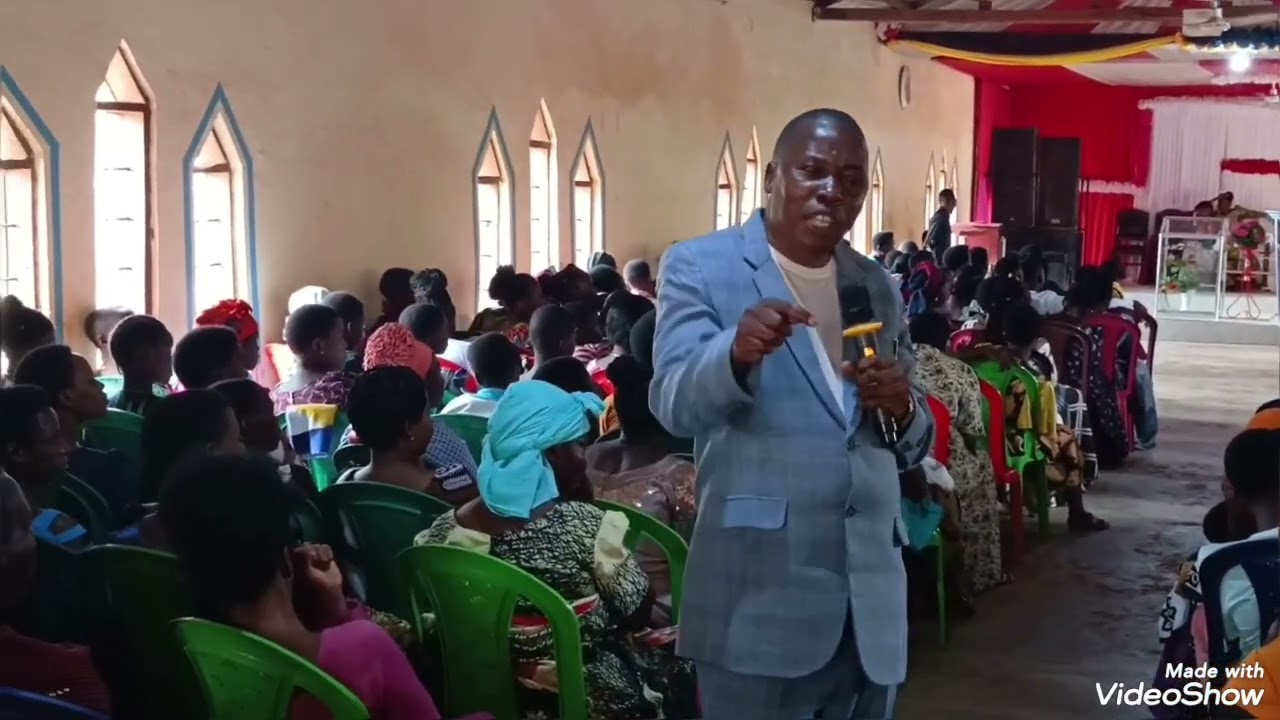 MCHUNGAJI DAUD BONZE AONGEA NA VIJANA KUHUSU MAISHA
