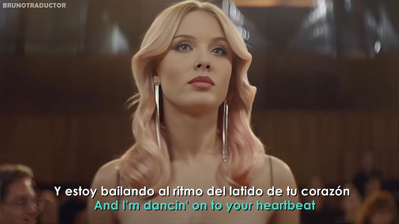 Clean Bandit - Symphony ft. Zara Larsson // Lyrics + Espa&ntilde;ol // Video Oficial