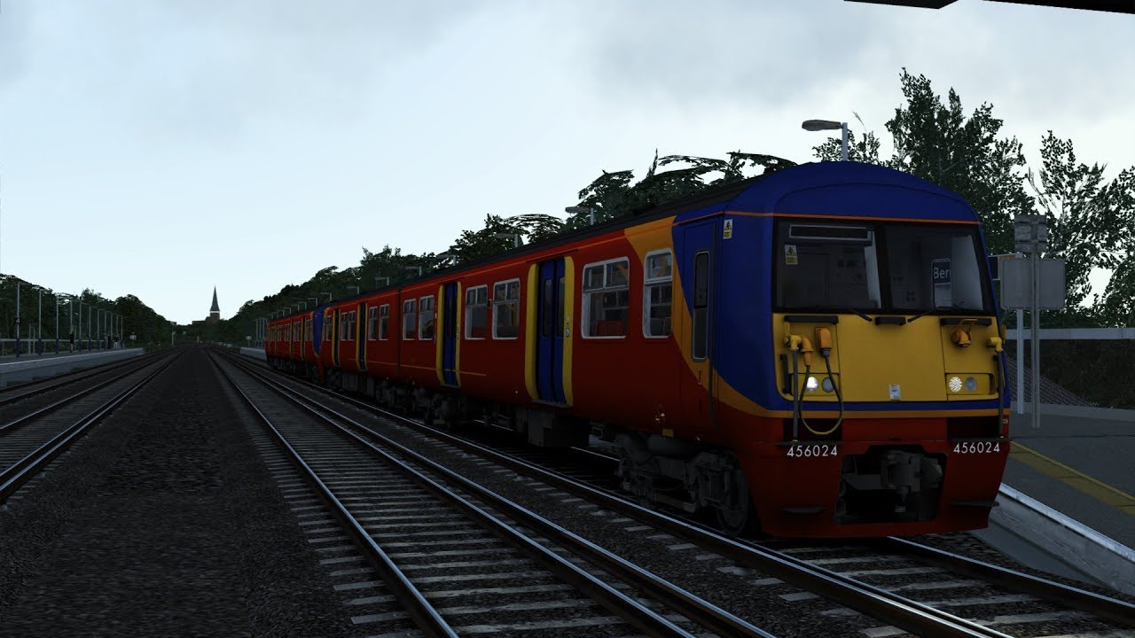 TS2018 - Hampton Court - London Waterloo  - Class 456