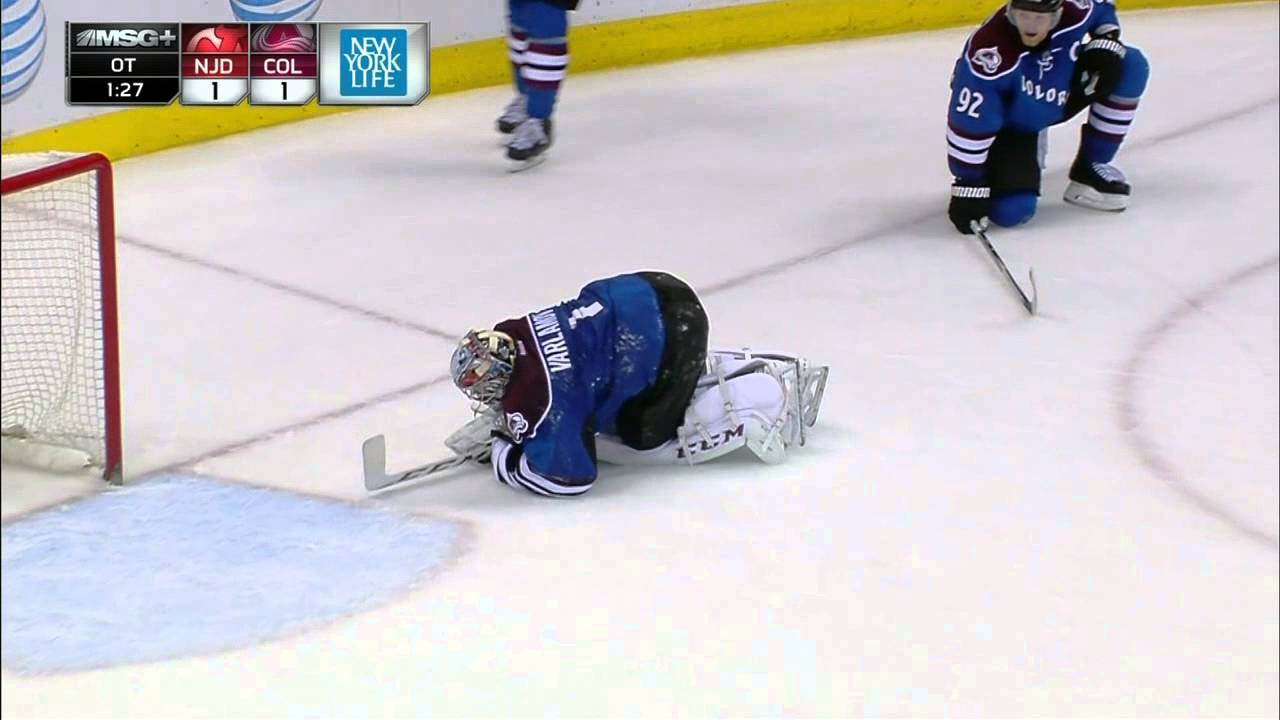 Gotta See It: Varlamov flashes glove, robs Devils in OT