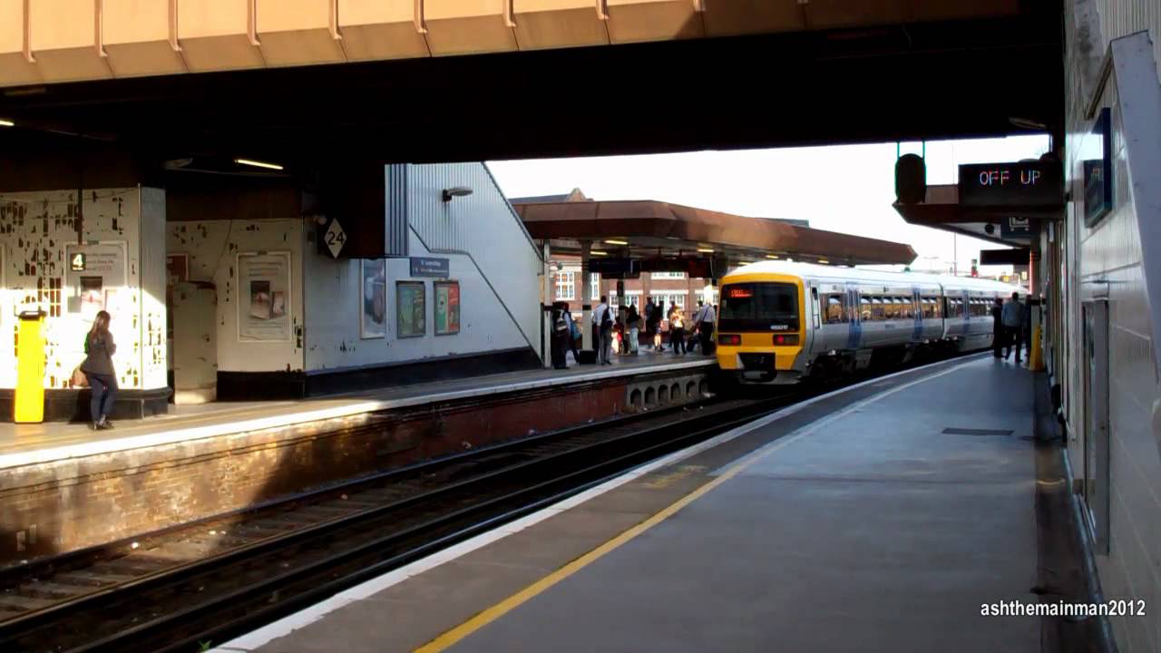 southeastern trains at London Bridge Station | 14/6/2011