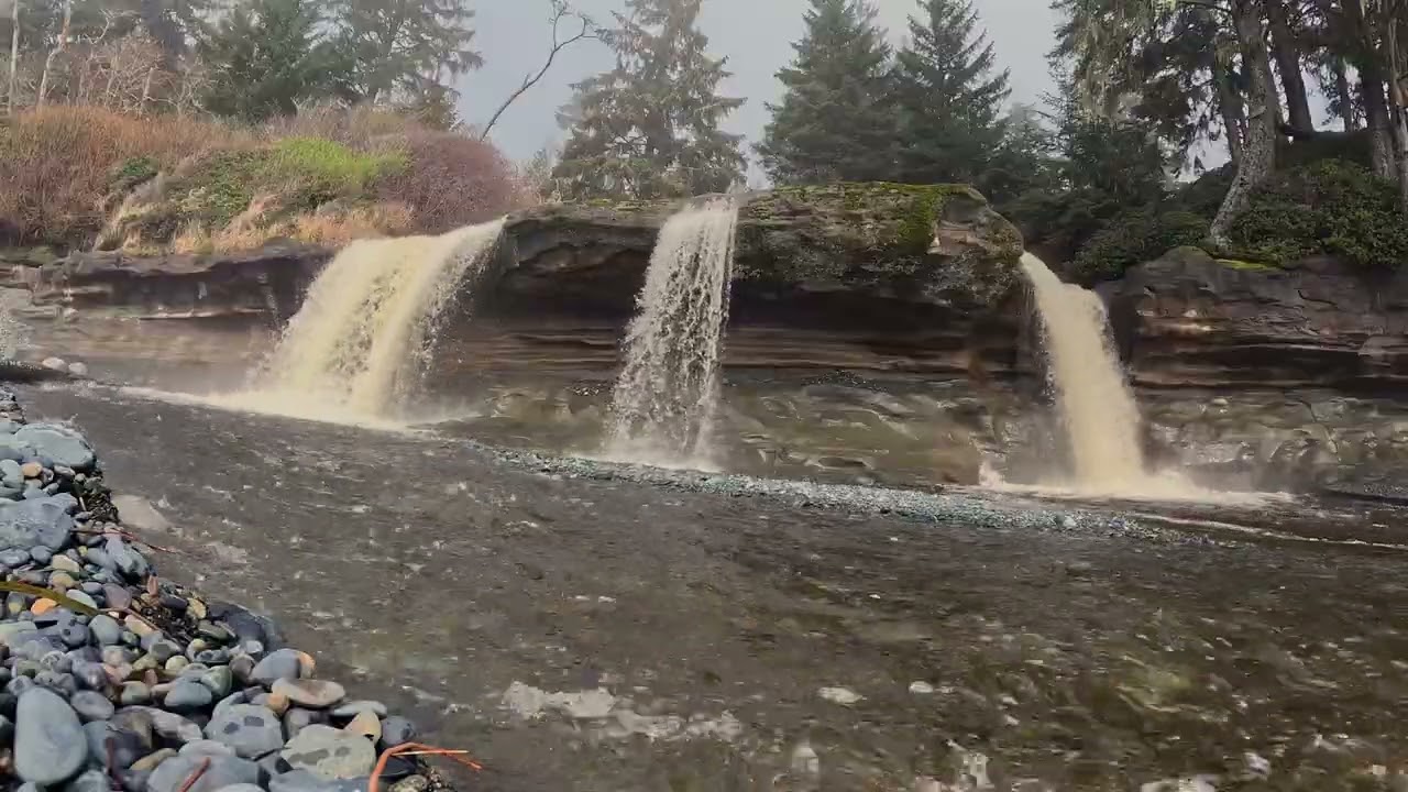 Sandcut Falls near Jordan River on Vancouver Island - Victoria Trails