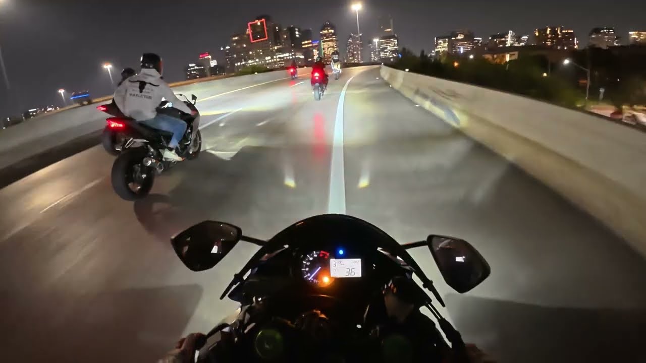 ZX6R vs DALLAS AT NIGHT 