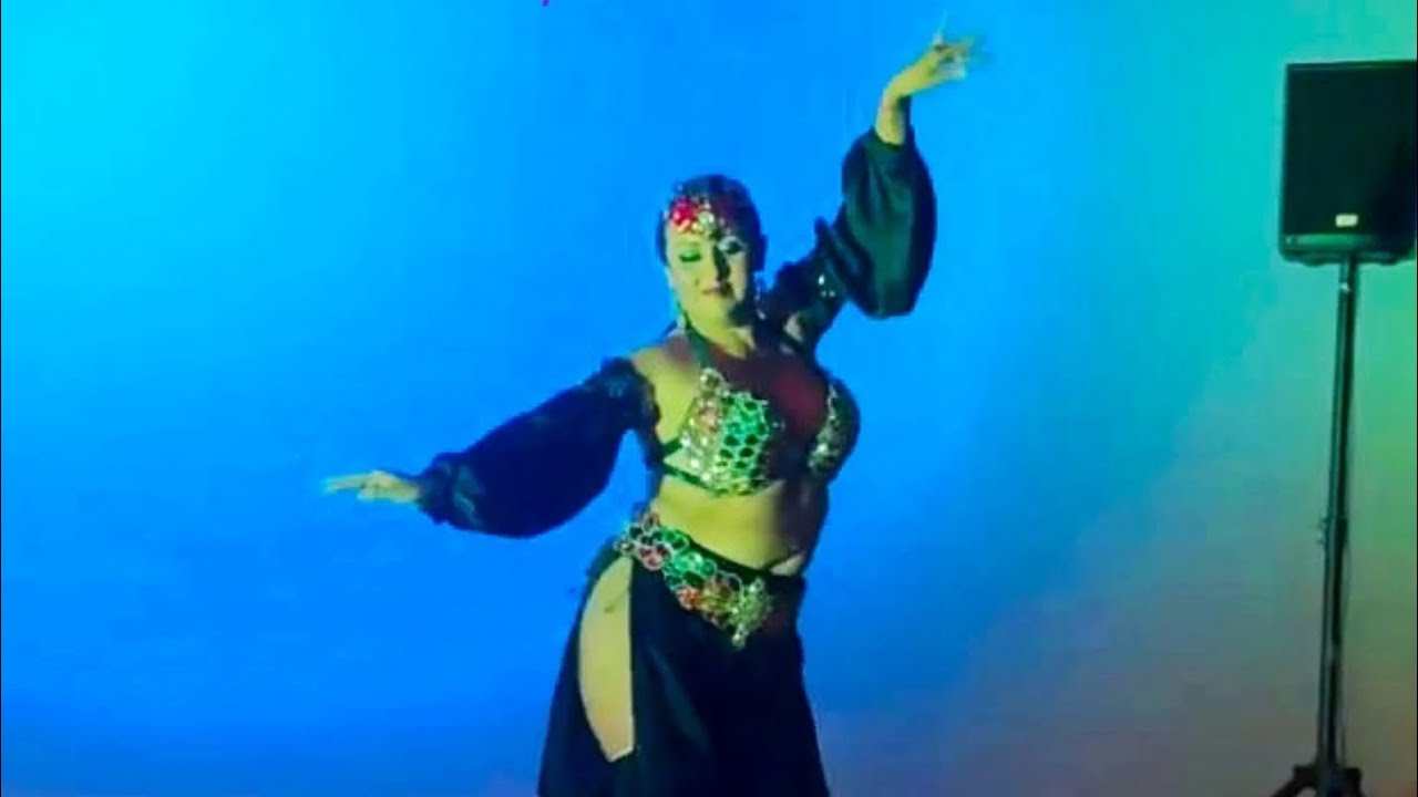 IMPROVISACIÓN ORIENTAL — 4 min — demostración en directo (como maestra)