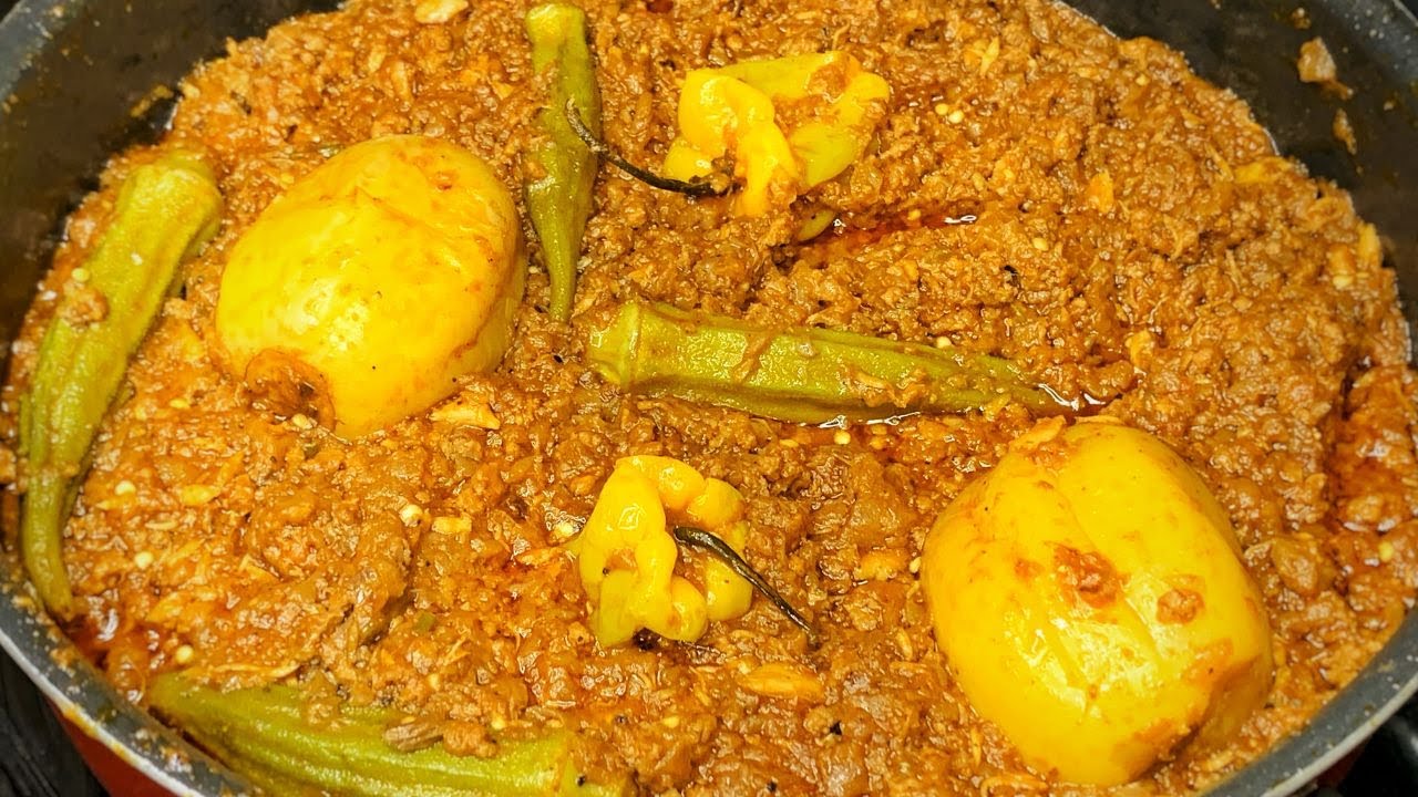 Magangni Sauce with Ground Beef - Sauce Magangni à la Viande Hachée