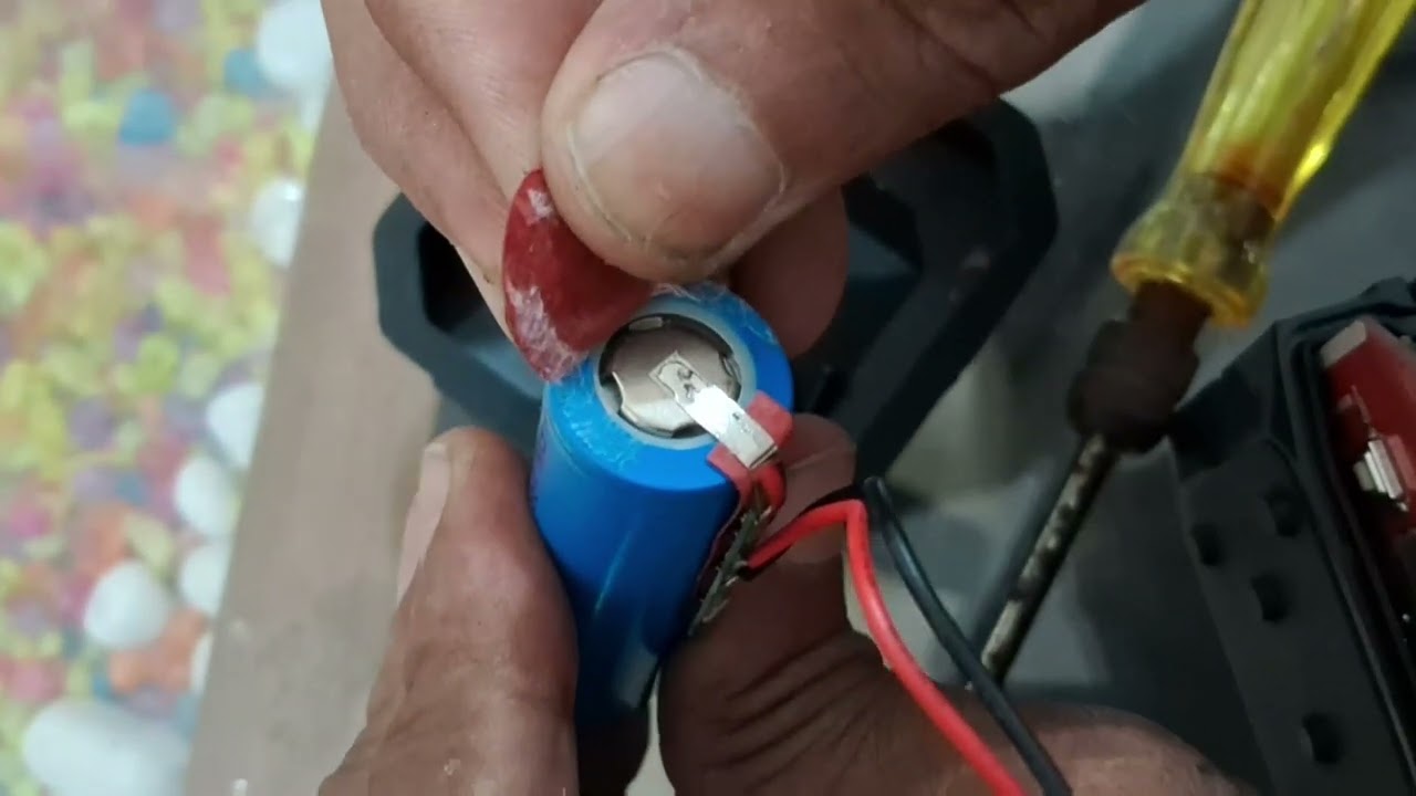 Boat Stone 650 battery replacement 
