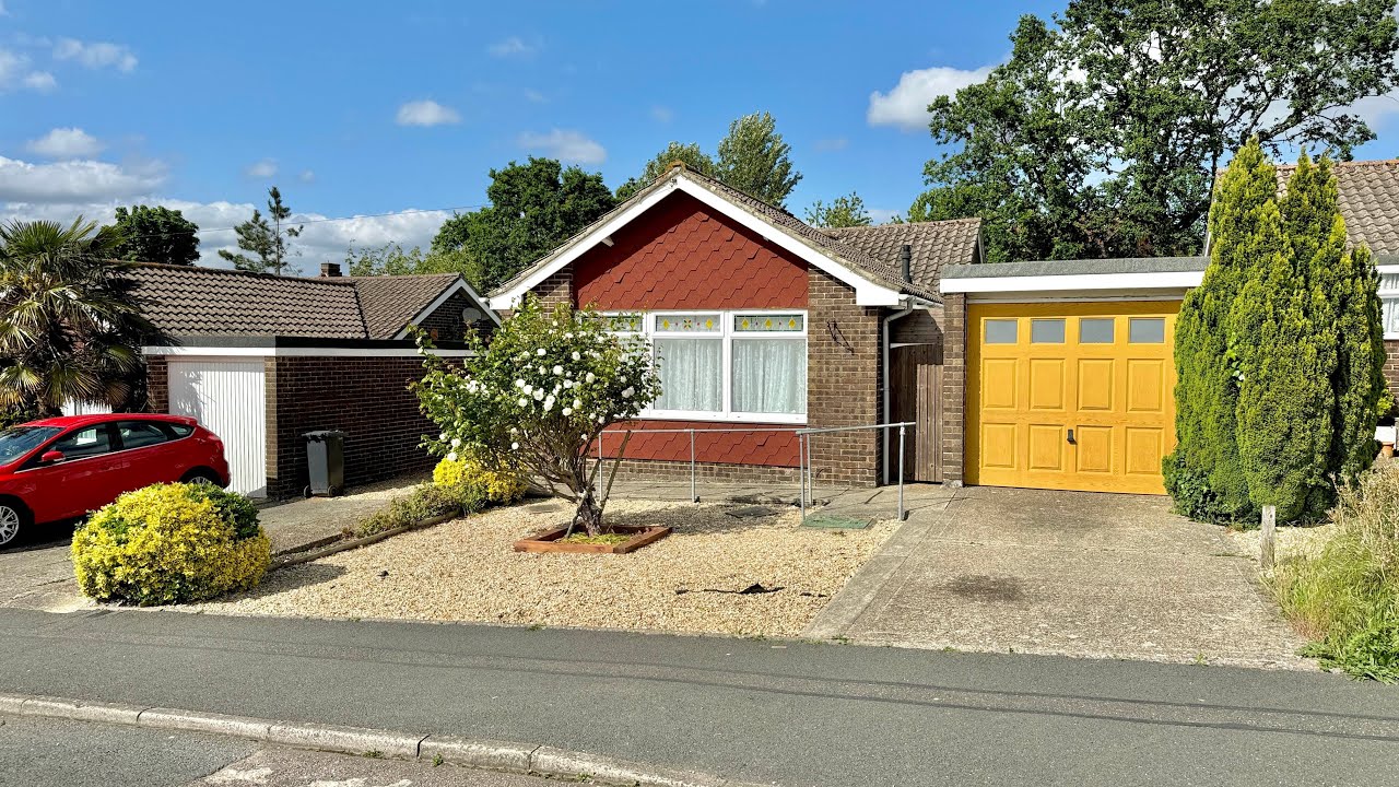 15 Atkinson Drive, Newport, Isle of Wight