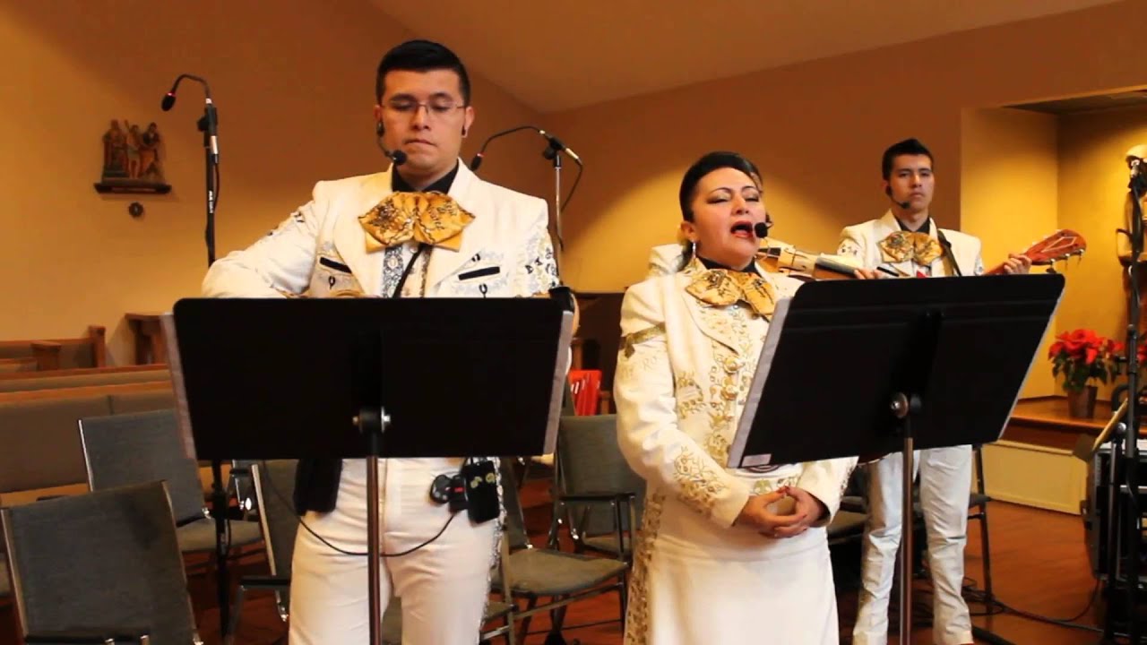 Amor de los amores- Flor del Rocio y su Mariachi Real de Alvarez