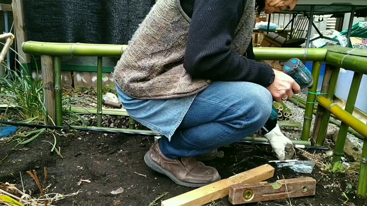 『田鶴丸が往く67』《竹垣（金閣寺垣）の改修作業をするの巻》