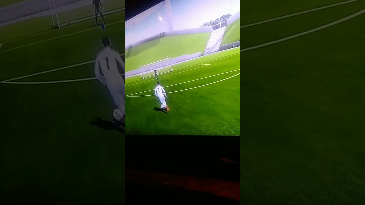 fifa 18 curve