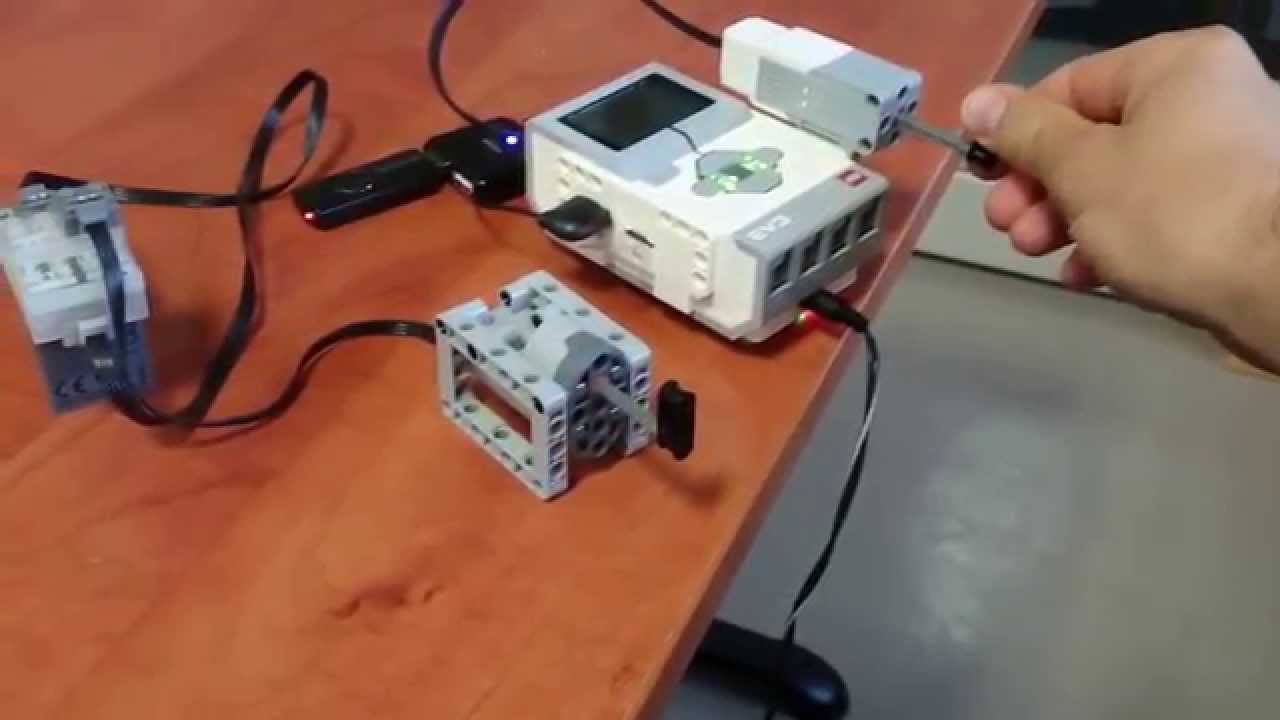 LEGO Mindstorms + Vengit SBrick: Servo motor remote control