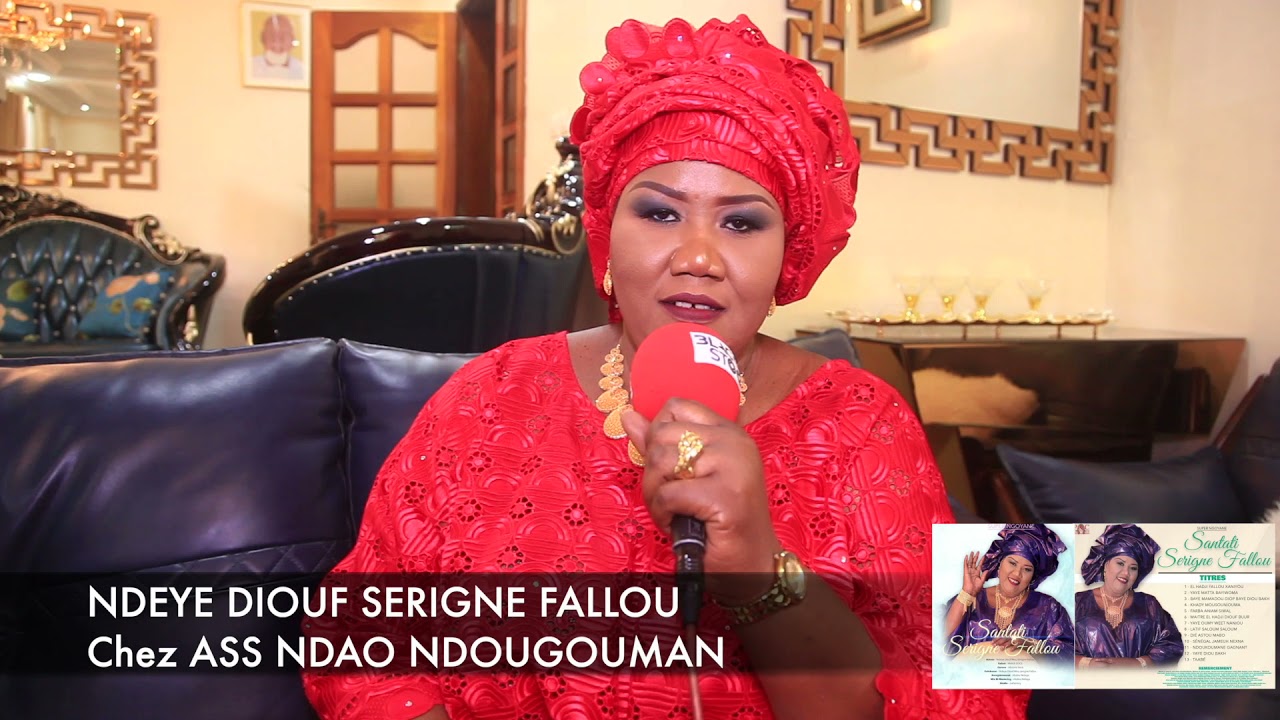 Ndeye Diouf Mou Serigne Fallou vend son CD à ASS NDAO NDOUGOUMAN