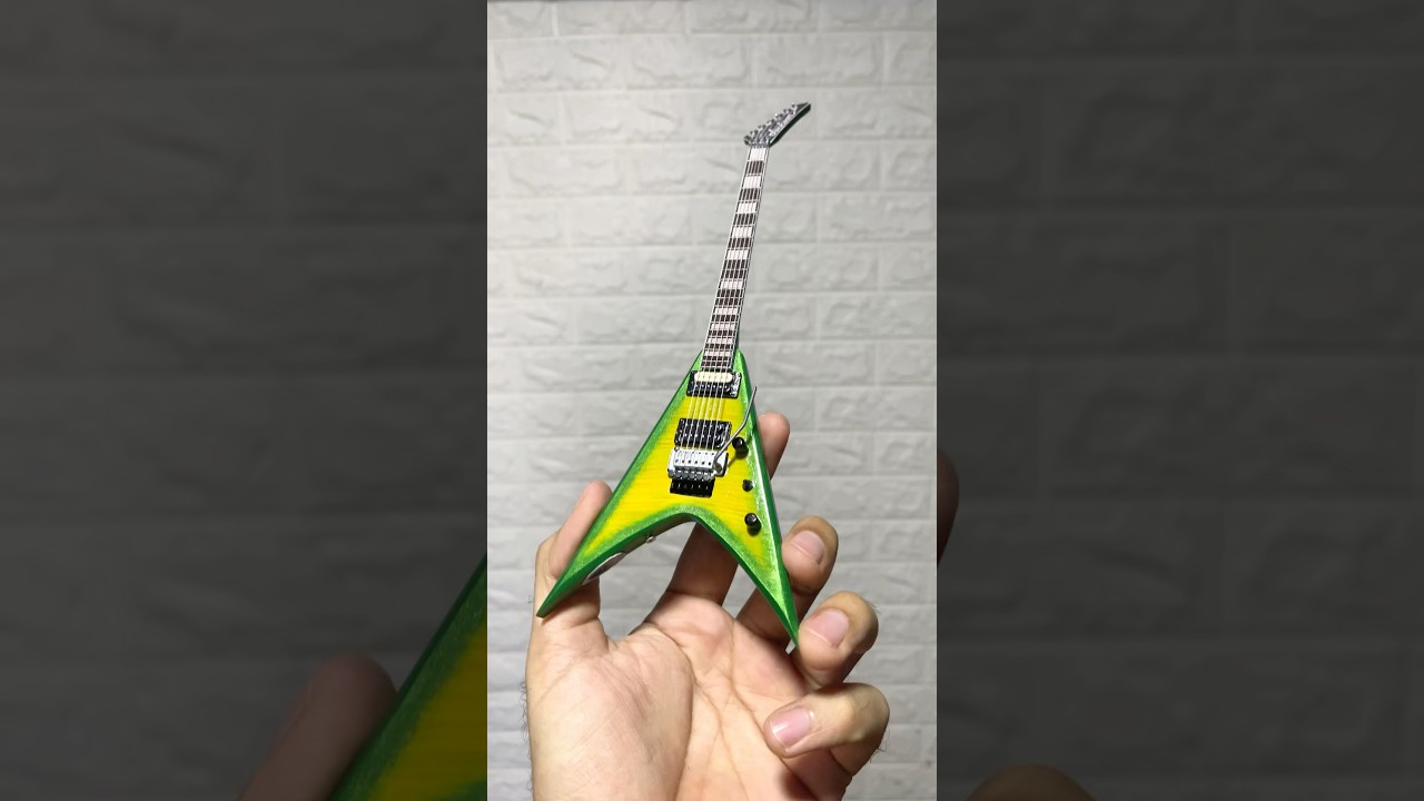 1:4 scale miniature guitar Scott Ian Jackson King V