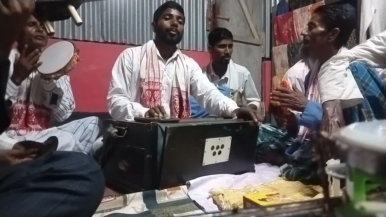 শিল্পী বাউল ফৰছ সৰকাৰ একটি কলিজা কাটা বিচ্ছেদ গান 