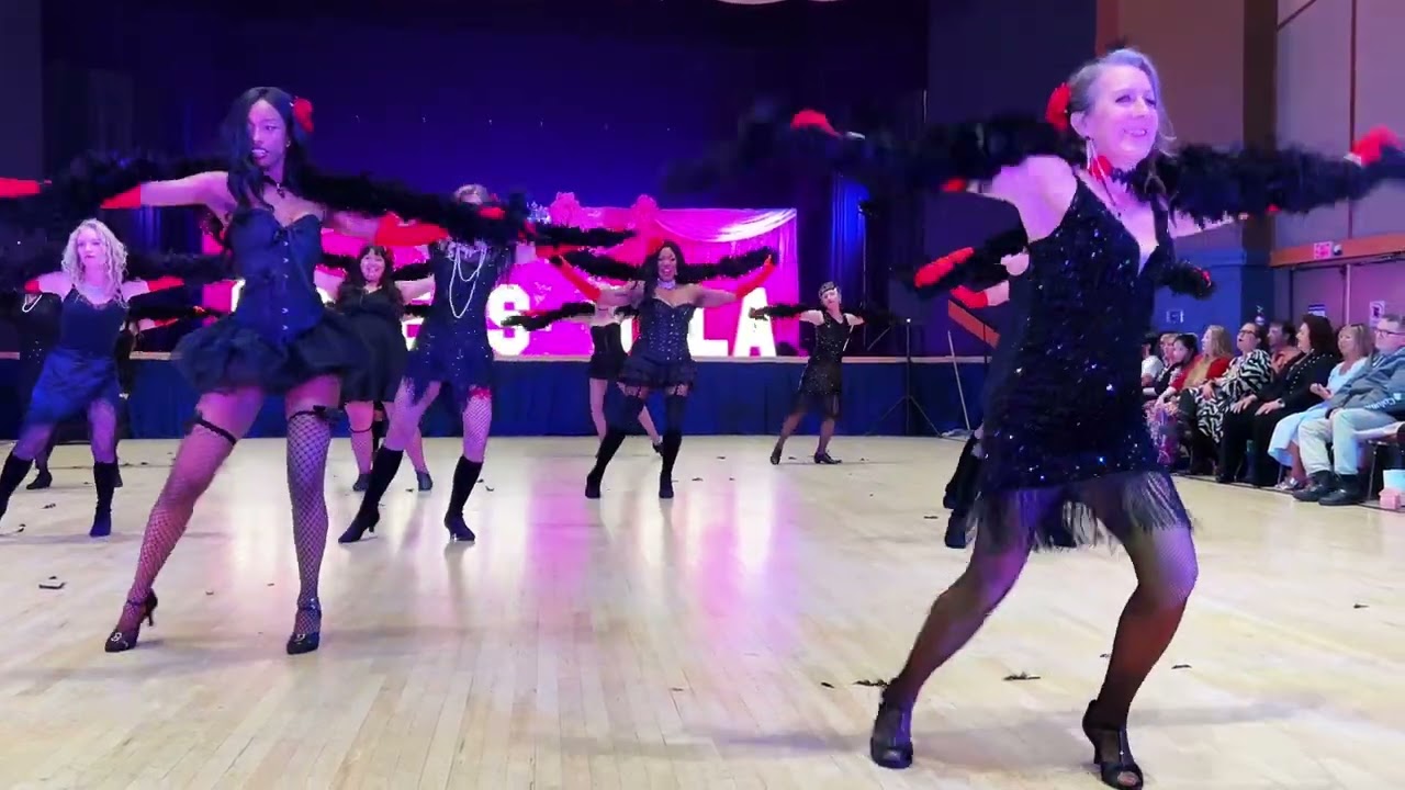 Queens Gala 2025 Burlesque Why Don't You Do Righ