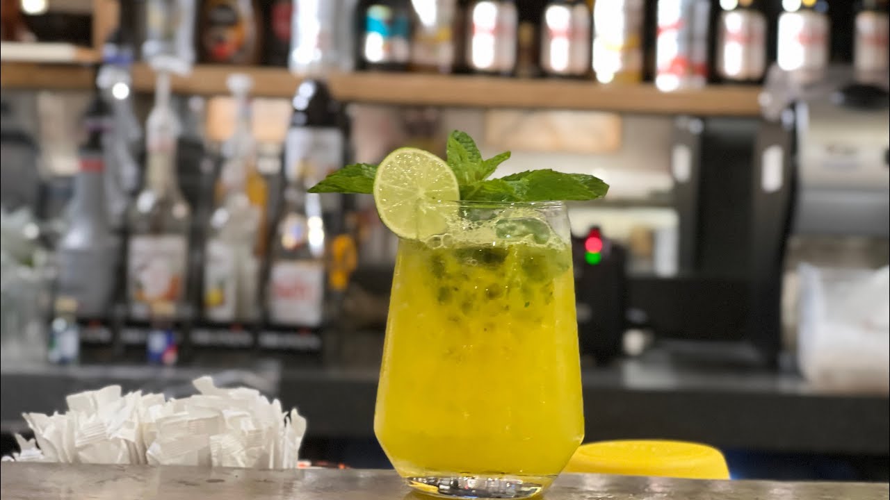 طريقة تحضير الموهيتو مانجا ولا اروع من هيك #موهيتو جداً #منعش جداً #لذيذ