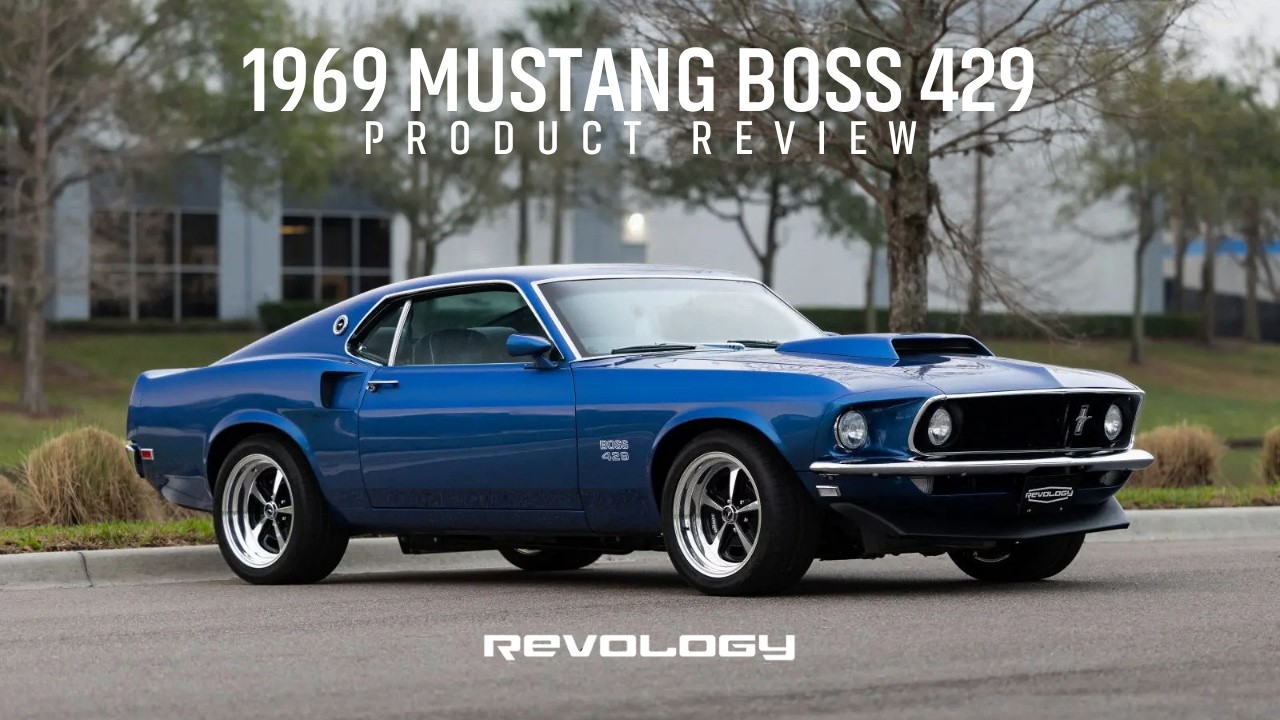 Mustang Boss 429 z 1969 roku od Revology | Płynny niebieski, solidna platforma