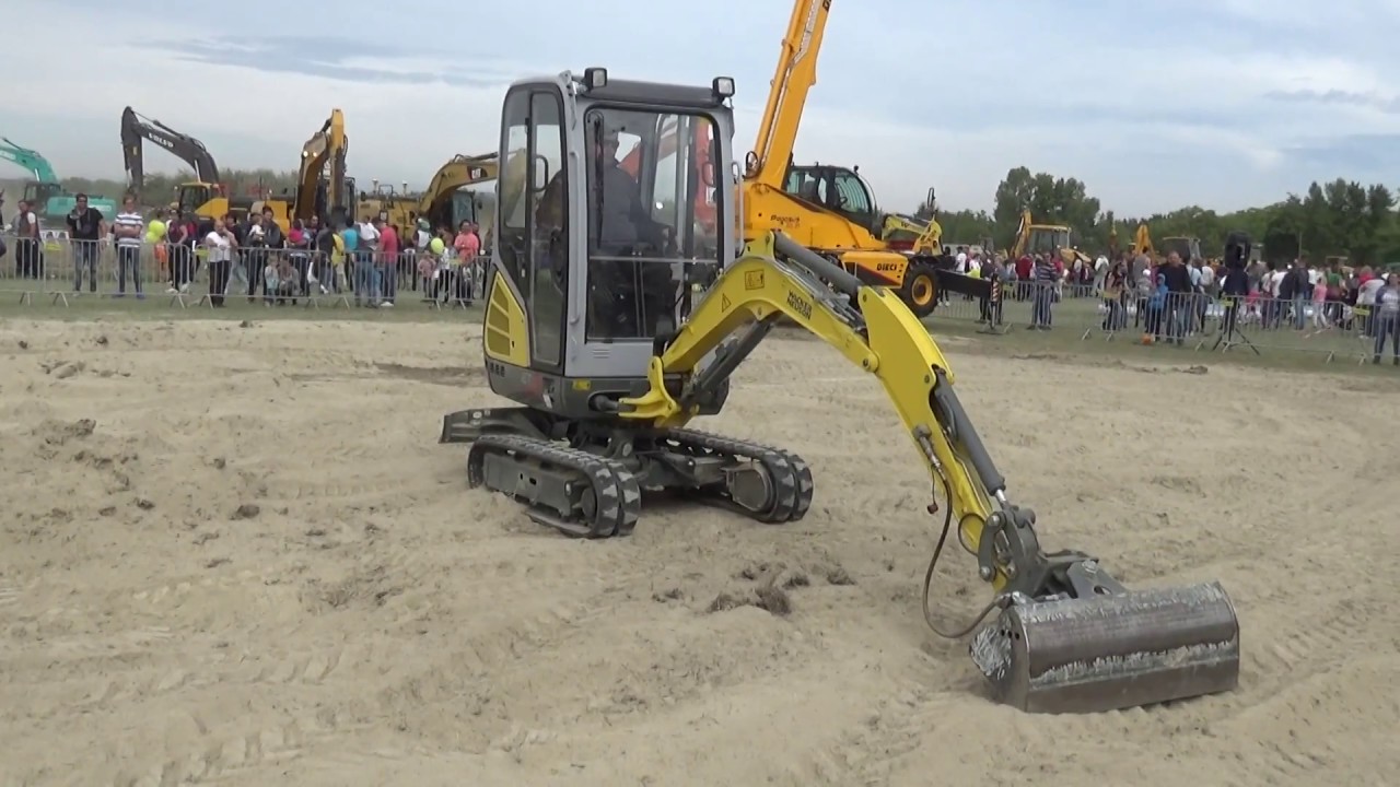 Wacker Neuson ET 18 minikotró bemutató, GépShow, Építőgép Kiállítás, 2017., v170916-3-012