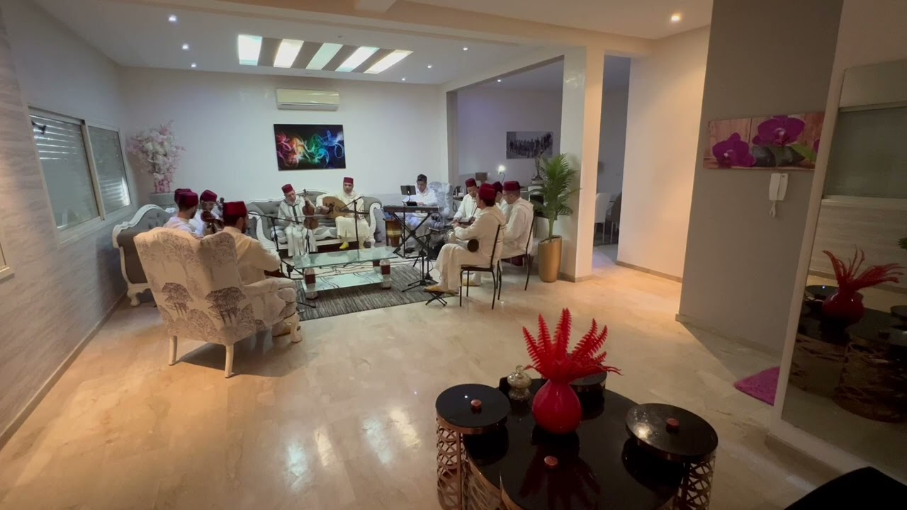 Al3oshak Andalousi Music /  وصلة من الطرب الأندلسي الأصيل بشذرات من نوبة العشاق