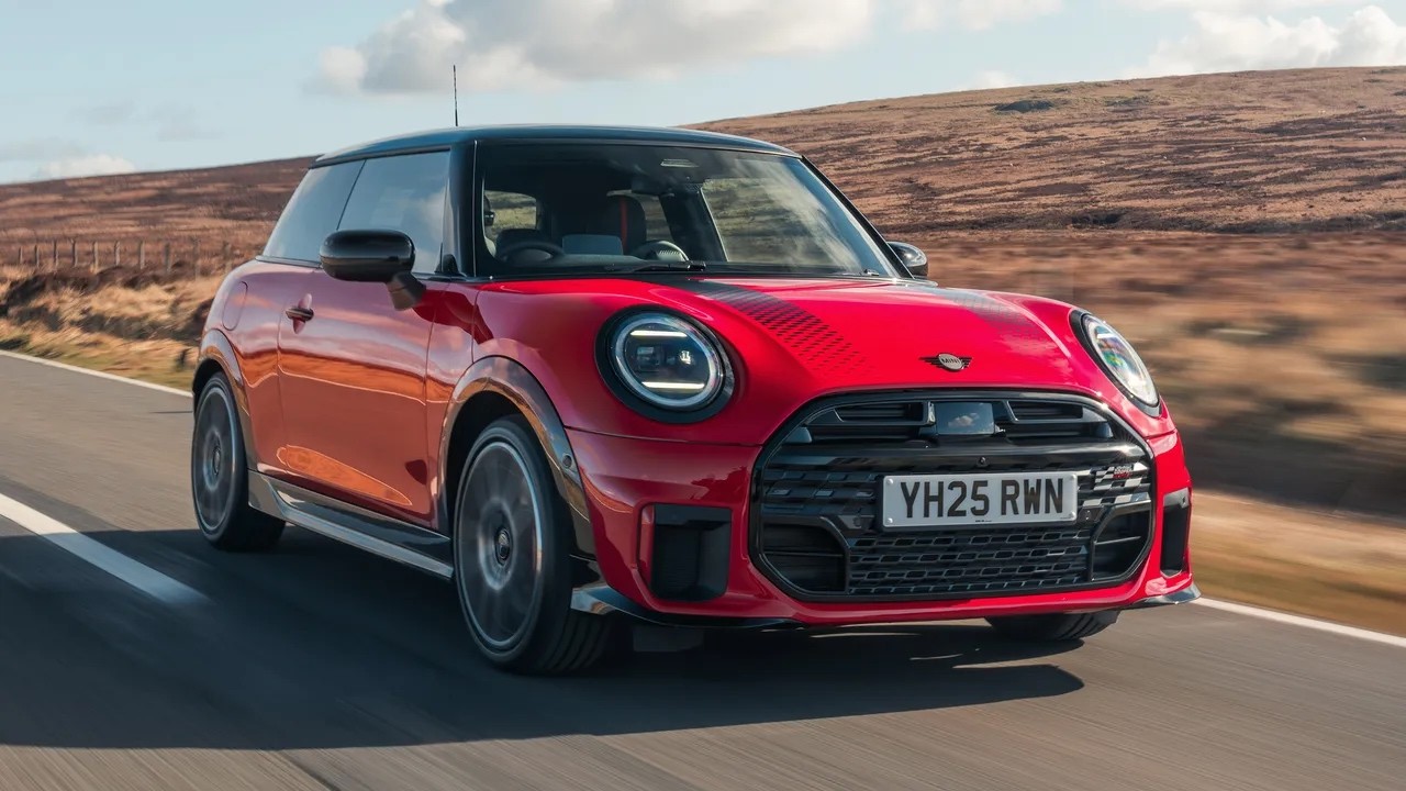 Mini Cooper Driving In Drive CSK Car Crash Simulator