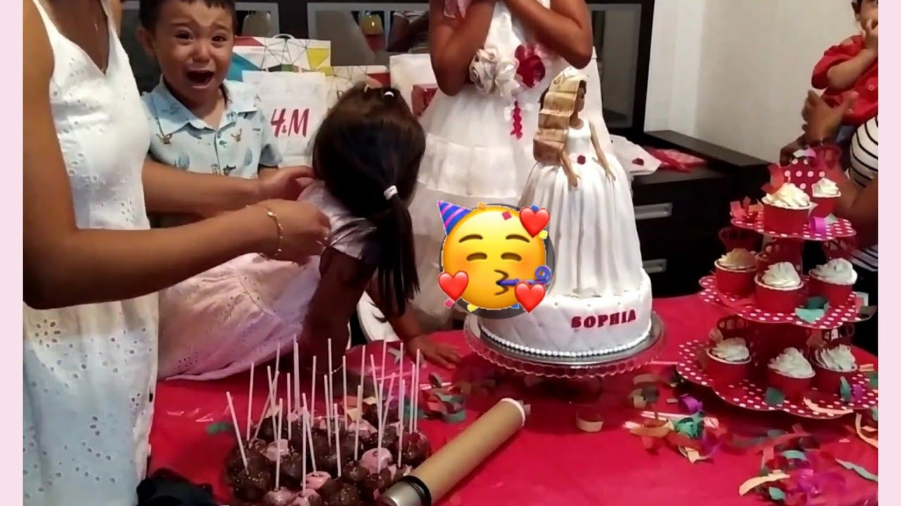 FUNNY KIDS BLOWING OUT CANDLES WITH BABY CESUR. Fil-Turk Vlog.