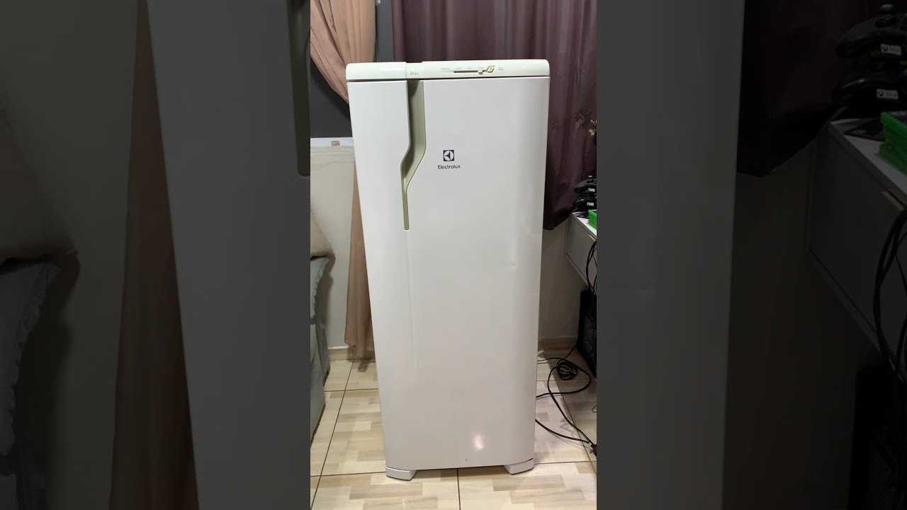 Geladeira Electrolux Re31 de uma porta - Tour