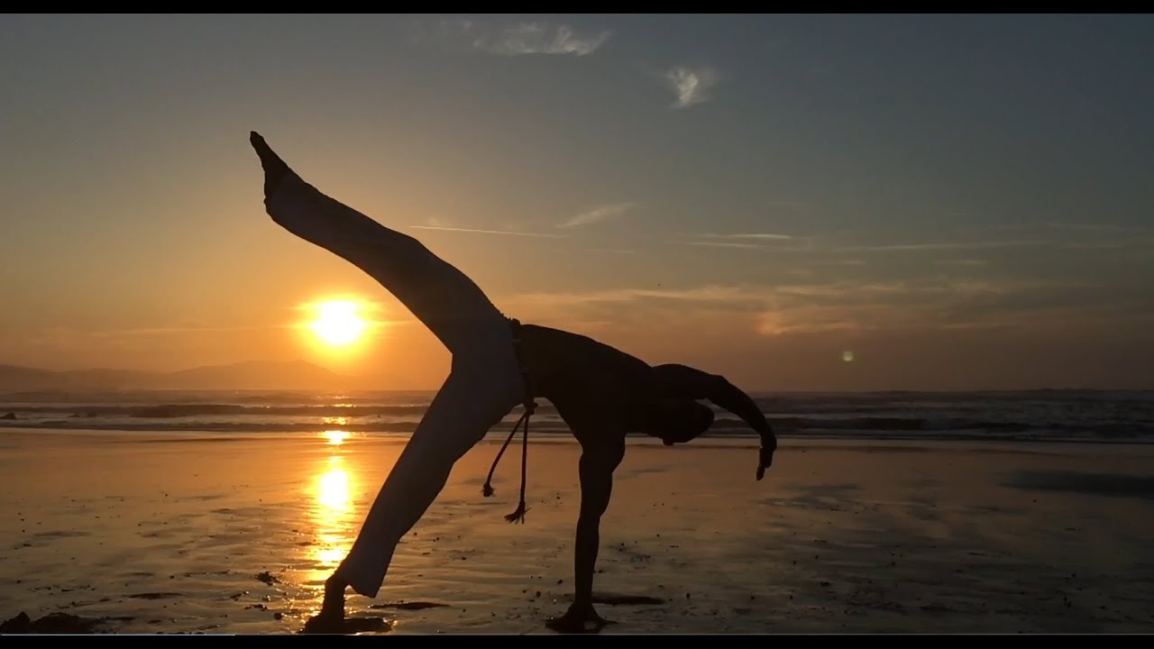 Capoeira - Tutorial Macaco em pé / Arpon ( ENGLISH SUBTITLES )