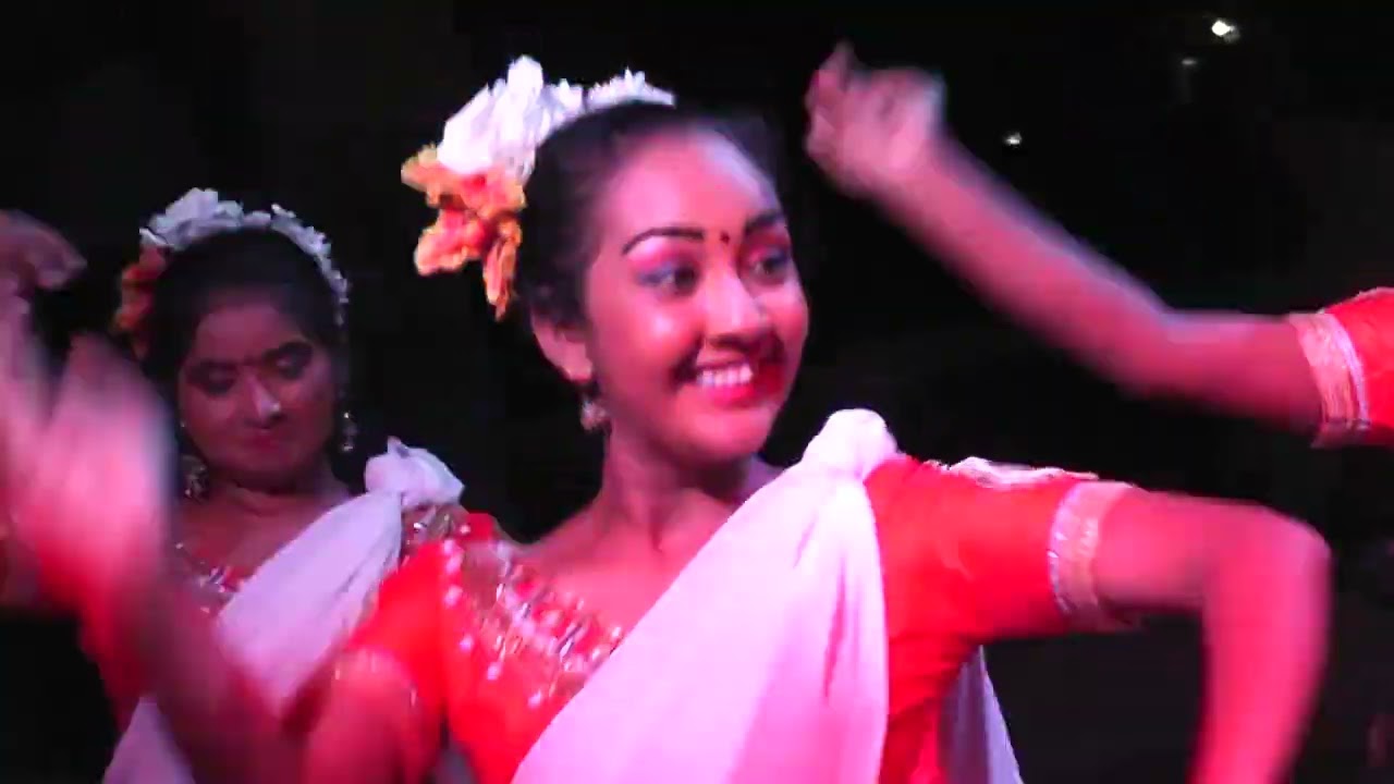 Ran Pokunen diya nagen anne (රන් පොකුණෙන් දිය නාගෙන)