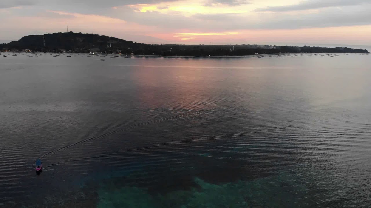 Sun Set View at Two Brothers Bungalow Gili Meno, Indonesia