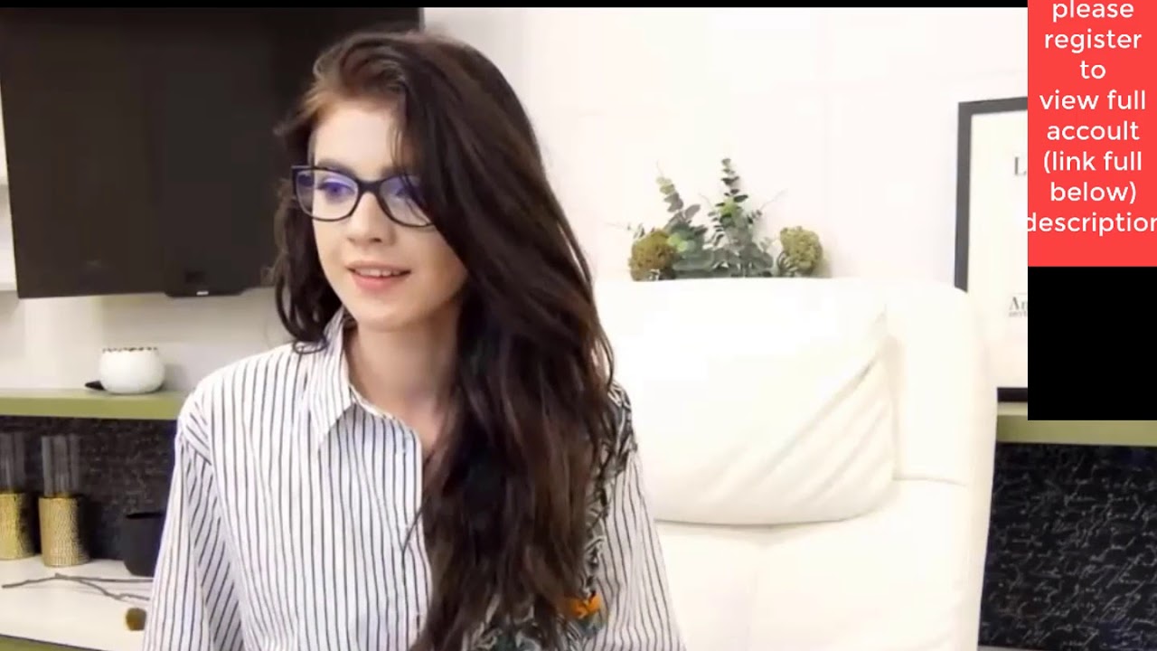 BEAUTIFUL WEBCAM GIRL LIVE ON CHTIRBATE