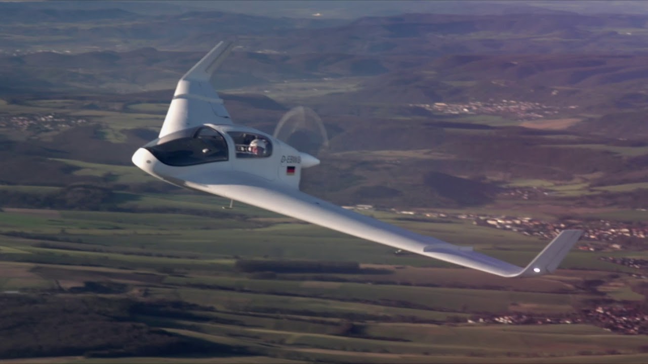 HORTEN ® Aircraft HX-2 Flying Wing Flight Film