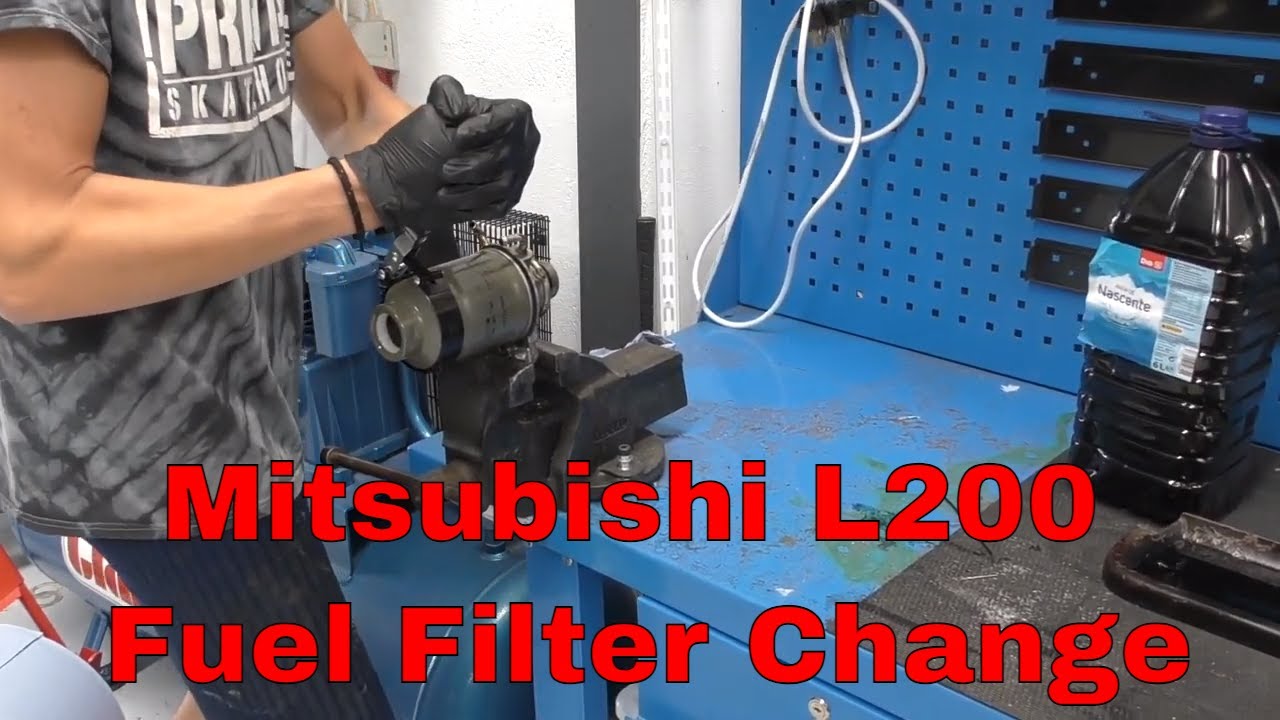 Mitsubishi L200 Fuel filter change (K series 2003 2.5 diesel)
