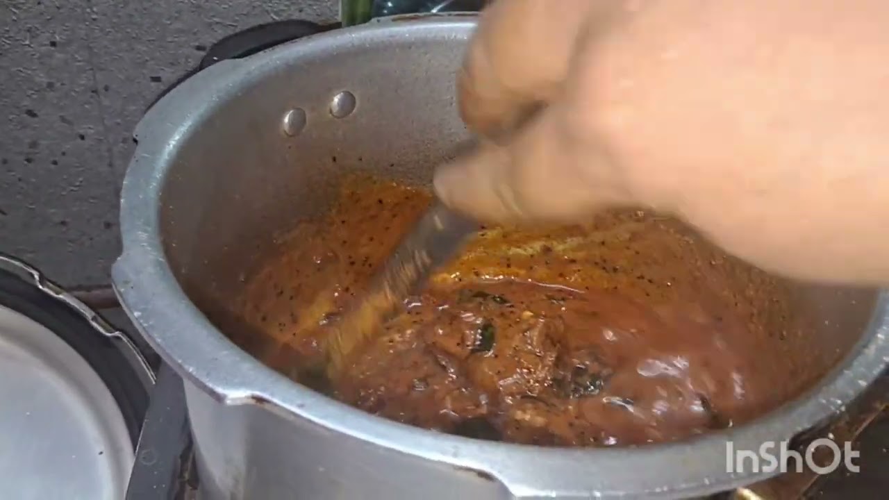 Making seppakizhangu mutton kuzhambu 😋# cooking # cooking # video channel 