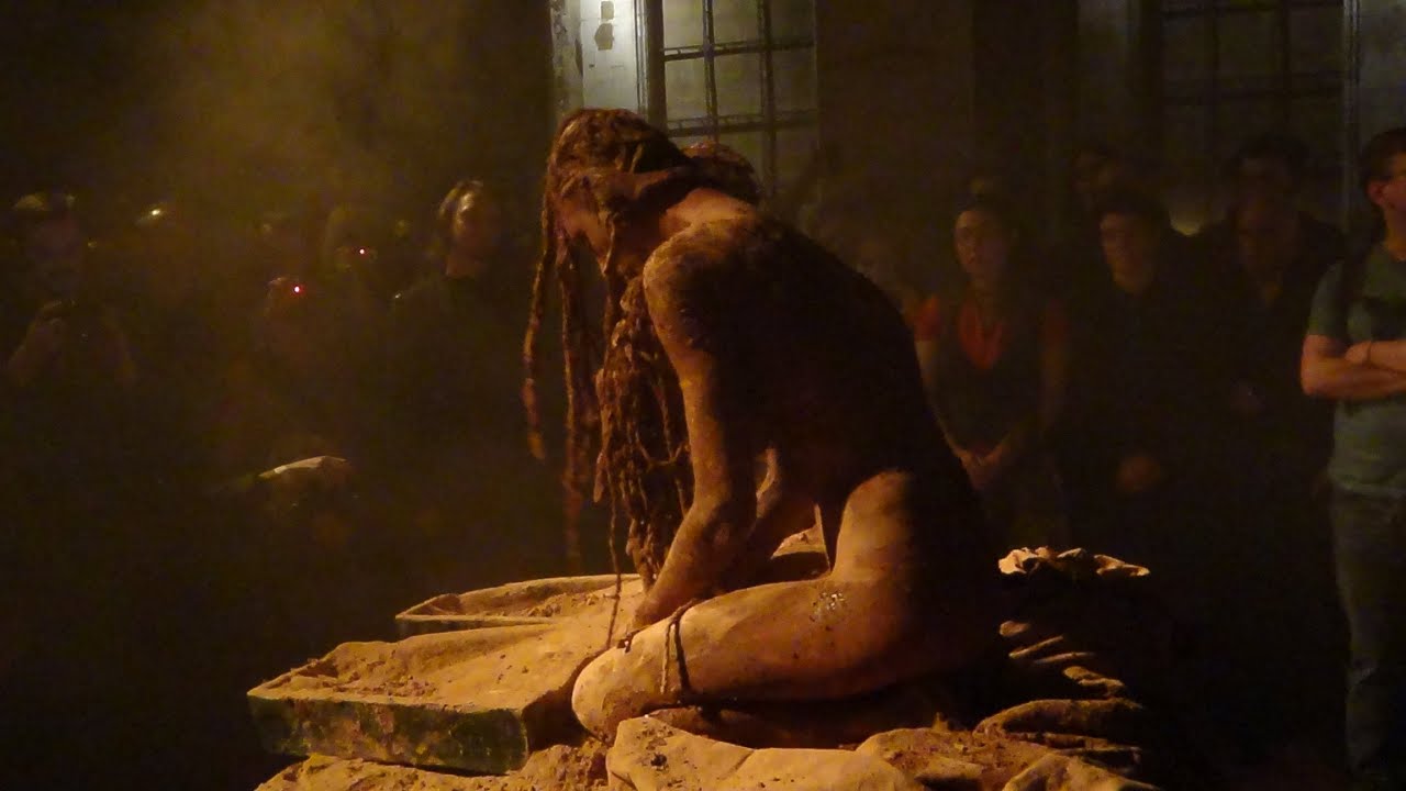 Rosa†Crvx - Eli Elo (La Danse de la Terre, live Rouen, IIIèmes Nuits Dark-Ritual 17/09/2011)